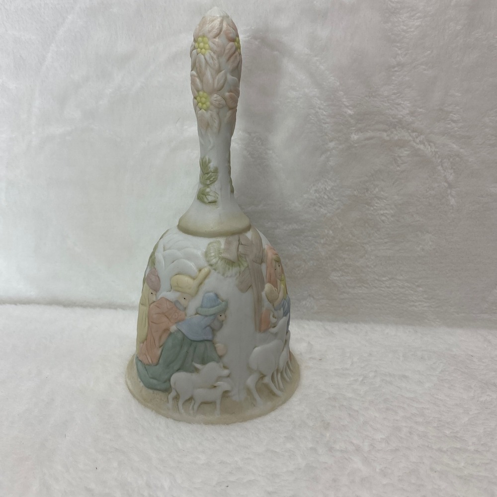 VTG Lefton Porcelain Nativity O Come All Ye Faithful Christmas Bell‎